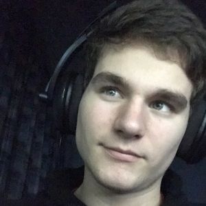 Meet your Posher, Logan